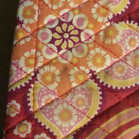 Vera Bradley zippered pouch with removable strap - Picture 8 of 8